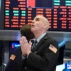 Wall Street Ambruk