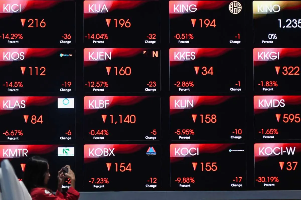 Faktor IHSG Ambruk, Ini yang Membuat Pasar Saham Indonesia Tertekan